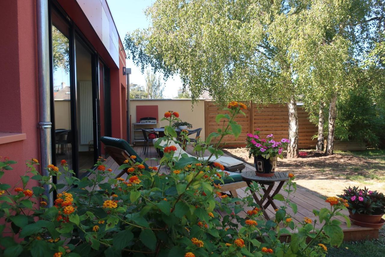 Au Jardin De L'Eventail Panzió Le Mans Kültér fotó